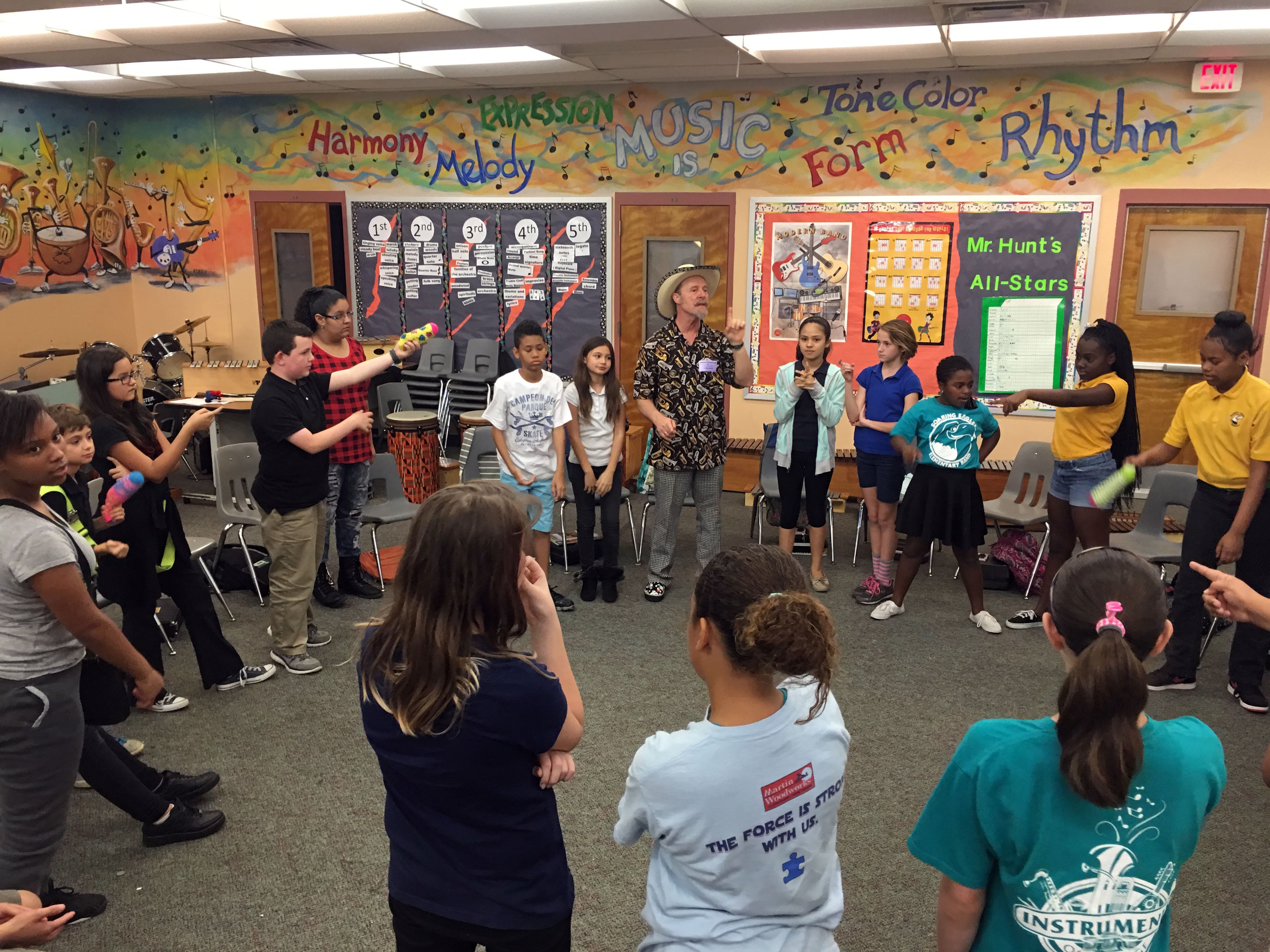 Safety Harbor SongFest artist arrives early to teach elementary school music class